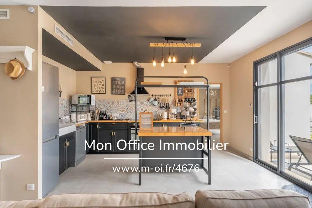 Vente Maison Vaucluse St Saturnin les Apt - 84490 - Photos Vivastreet (4676-SKA) Référence : 4676-SKA - Maison 5 pièces