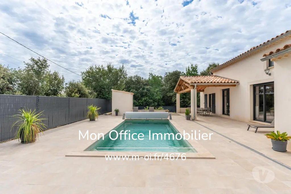 Vente Maison Vaucluse St Saturnin les Apt - 84490 - Photos Vivastreet (4676-SKA) Référence : 4676-SKA - Maison 5 pièces