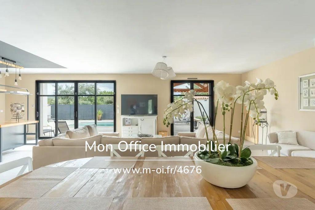 Vente Maison Vaucluse St Saturnin les Apt - 84490 - Photos Vivastreet (4676-SKA) Référence : 4676-SKA - Maison 5 pièces