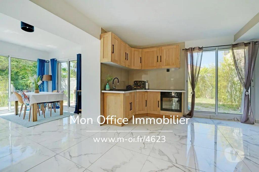 Vente Maison Bouches-du-Rhône Aubagne - 13400 - Photos Vivastreet (4623-NZW) Référence : 4623-NZW - [SOUS OFFRE] Exclusivité -...