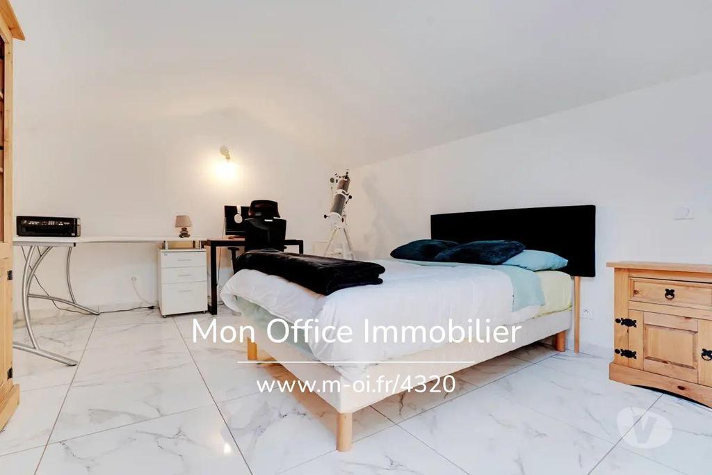 Vente Maison Bouches-du-Rhône Aubagne - 13400 - Photos Vivastreet (4623-NZW) Référence : 4623-NZW - [SOUS OFFRE] Exclusivité -...