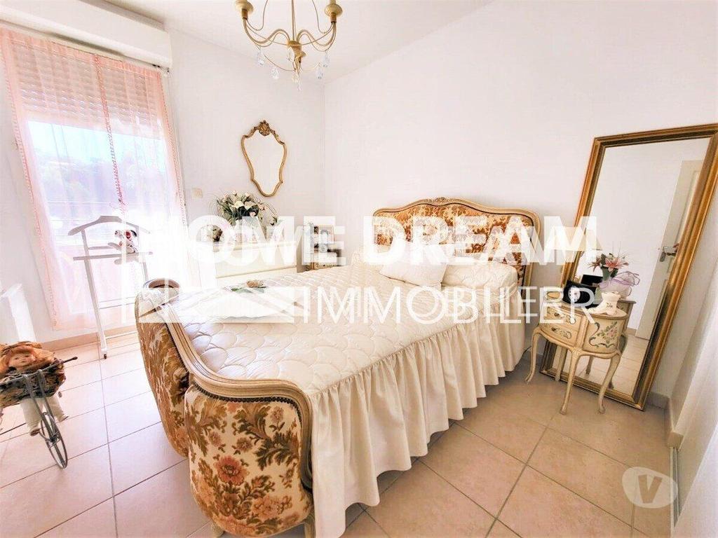 Appartements à vendre Var La Seyne sur Mer - 83500 - Photos Vivastreet T2 Standing récent avec terrasse, balcon et parking privé -...