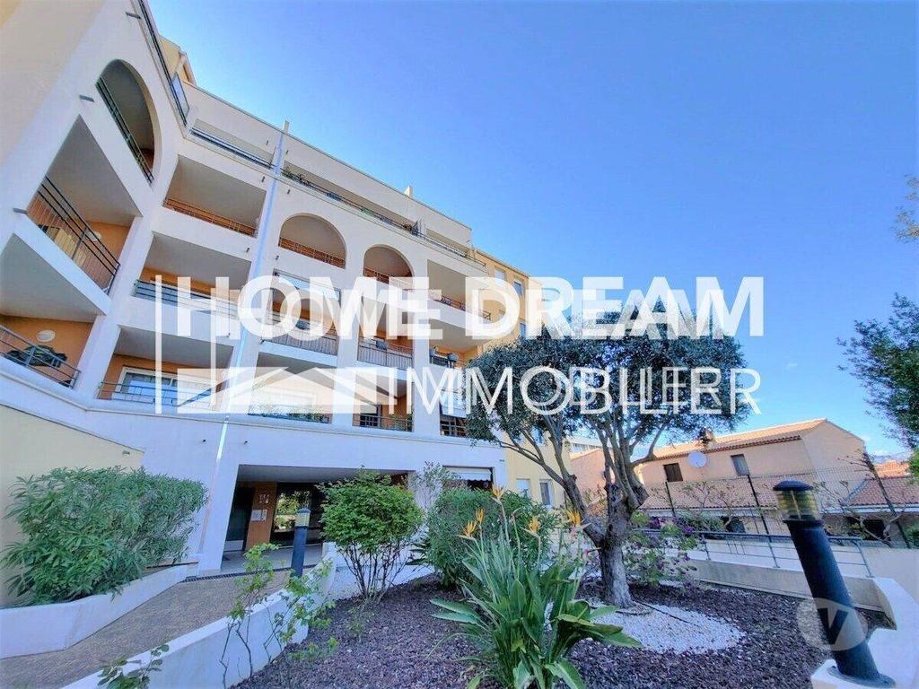 Appartements à vendre Var La Seyne sur Mer - 83500 - Photos Vivastreet T2 Standing récent avec terrasse, balcon et parking privé -...