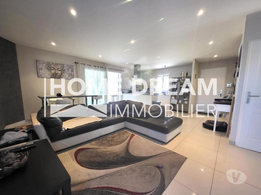 Vente Maison Var Sanary sur Mer - 83110 - Photos Vivastreet VILLA T5 SANARY-SUR-MER - 120 m2