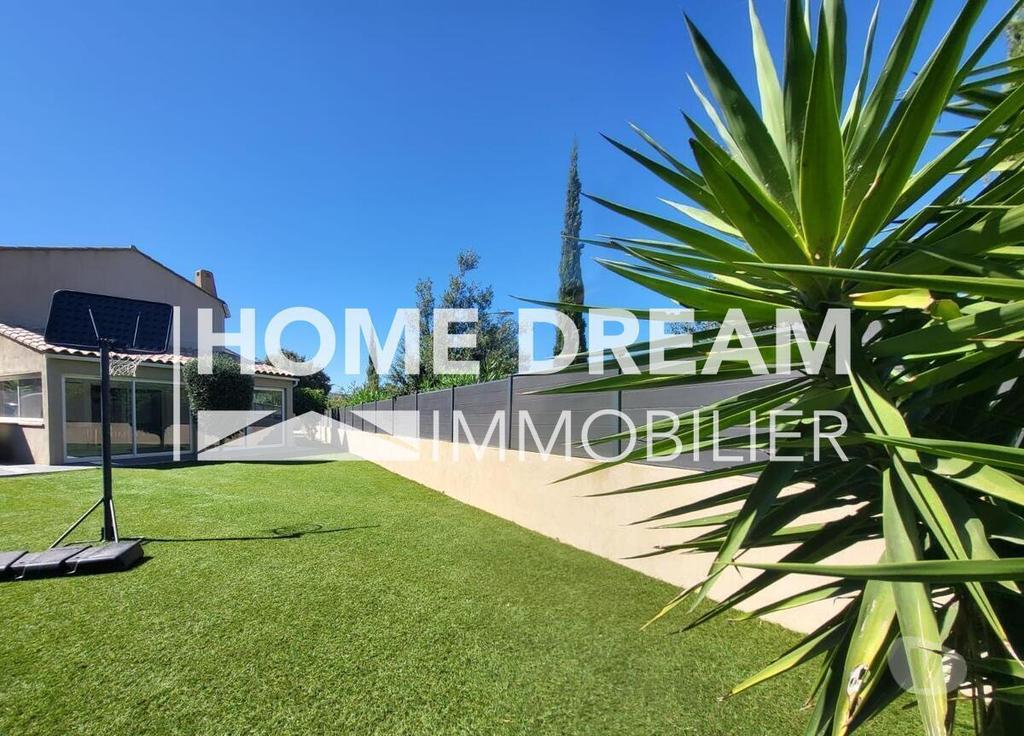 Vente Maison Var Sanary sur Mer - 83110 - Photos Vivastreet VILLA T5 SANARY-SUR-MER - 120 m2