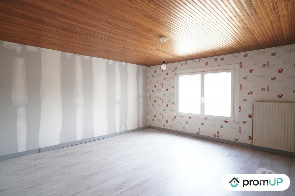 Vente Maison Haute-Saône Dampierre sur Linotte - Photos Vivastreet (V6873) Maison mitoyenne par garage de 194 m2 à...