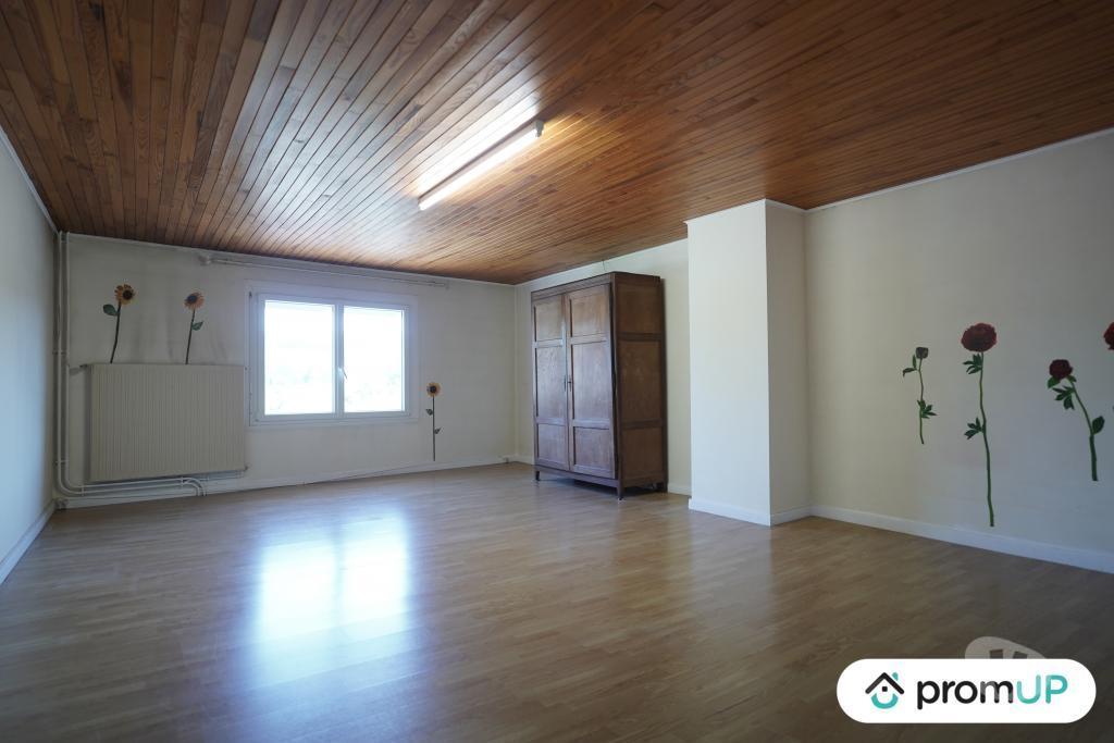 Vente Maison Haute-Saône Dampierre sur Linotte - Photos Vivastreet (V6873) Maison mitoyenne par garage de 194 m2 à...