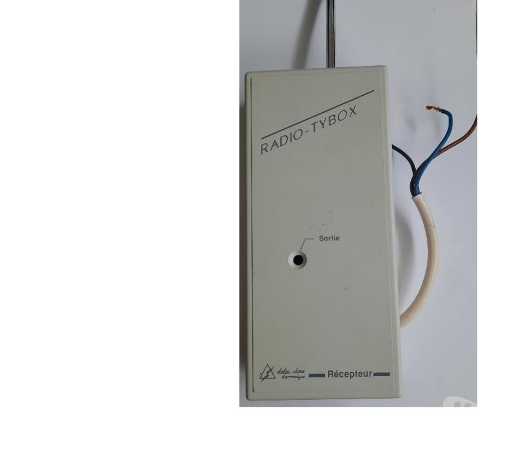 Electroménager occasion Loiret Orleans - Photos Vivastreet LOT THERMOSTAT PLUS LE RECEPTEUR RADIO TYBOX