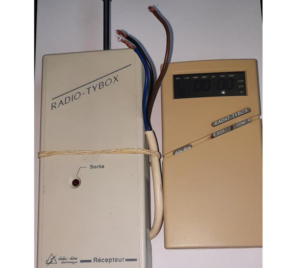 Electroménager occasion Loiret Orleans - Photos Vivastreet LOT THERMOSTAT PLUS LE RECEPTEUR RADIO TYBOX