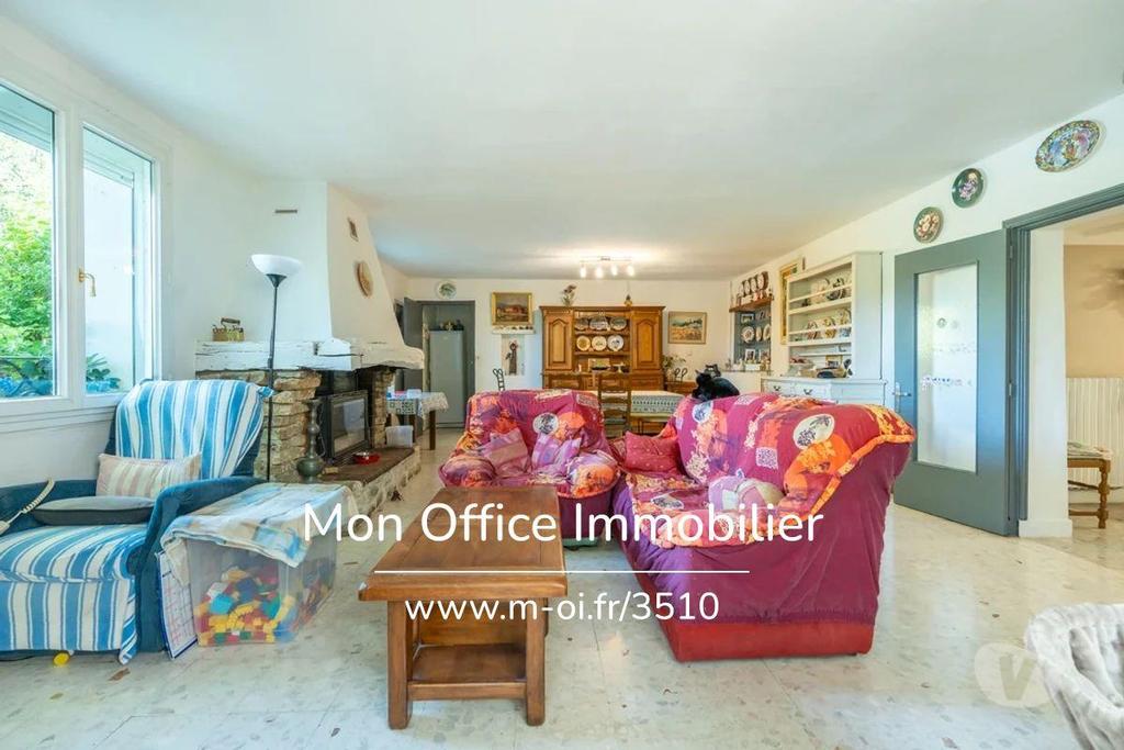 Vente Maison Vaucluse Saignon - 84400 - Photos Vivastreet (4626-SKA) Référence : 4626-SKA - Maison de campagne en plein...