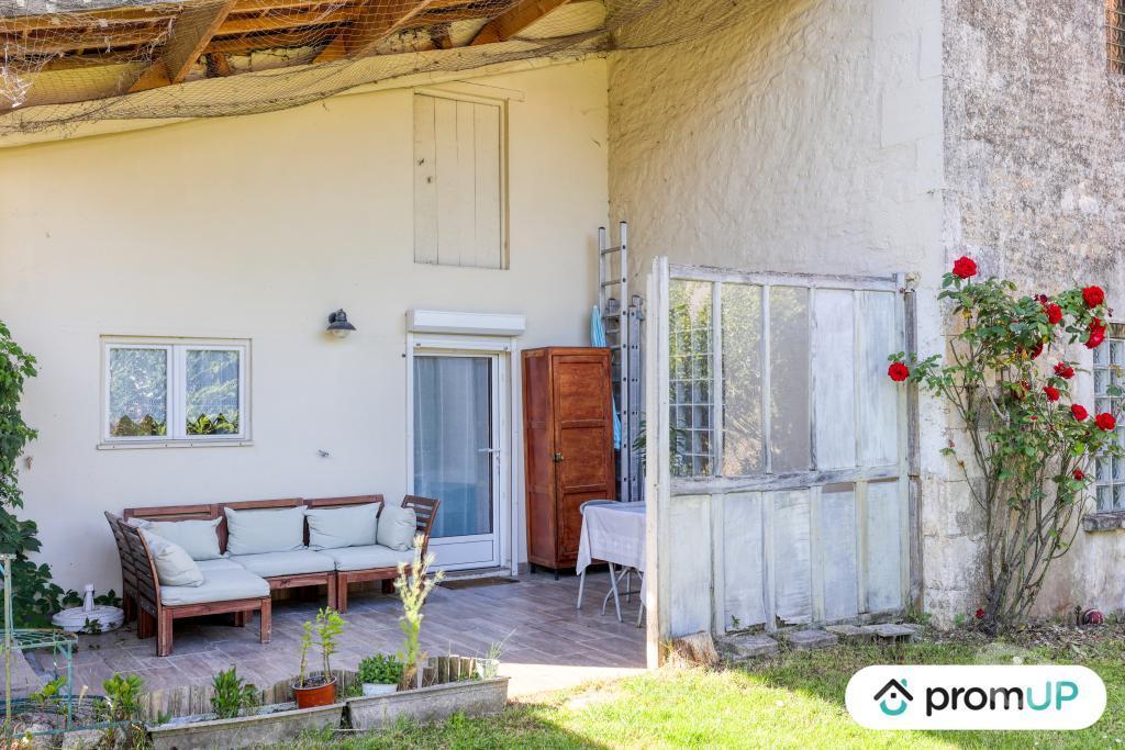 Vente Maison Charente-Maritime Saujon - 17600 - Photos Vivastreet (V6713) Charentaise de ville rénovée à Saujon