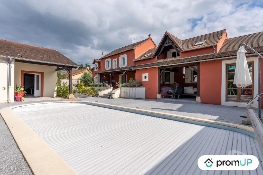 Vente Maison Saône-et-Loire St Vallier - Photos Vivastreet (V6882) Maison bourgeoise de 220 m2 à SAINT-VALLIER