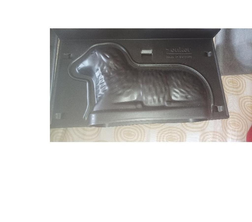 Ameublement & art de la table Rhône Lyon - Photos Vivastreet lot de 2 moules pour gâteaux