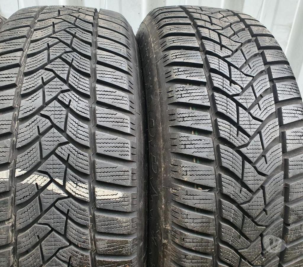 Pièces et services auto Loire St Etienne - Photos Vivastreet 4 roues neige alu 205 60 16 92H Renault Scenic 3