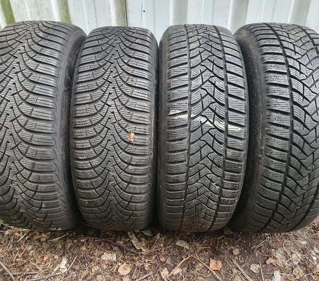 Pièces et services auto Loire St Etienne - Photos Vivastreet 4 roues neige alu 205 60 16 92H Renault Scenic 3