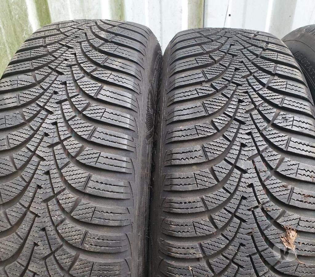 Pièces et services auto Loire St Etienne - Photos Vivastreet 4 roues neige alu 205 60 16 92H Renault Scenic 3