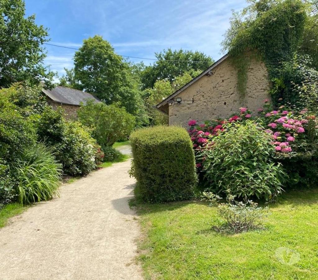 location saisonniere Ille-et-Vilaine Becherel - 35190 - Photos Vivastreet Maison de charme en pleine campagne