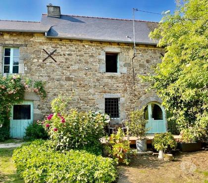 location saisonniere Becherel Ille-et-Vilaine - Photos Vivastreet Maison de charme en pleine campagne