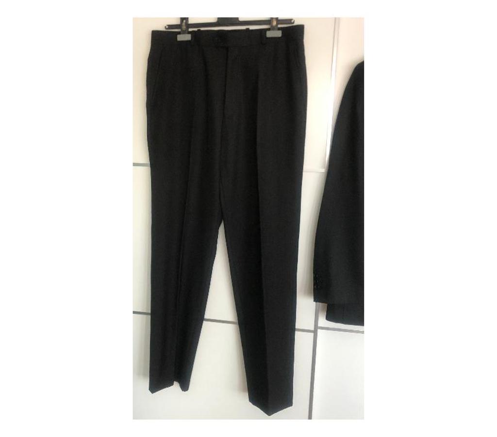 Vêtements occasion Nord Wasquehal - 59290 - Photos Vivastreet Costume homme 2 pièces BRICE