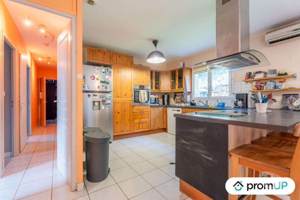 Vente Maison Loire St Victor sur Rhins - 42630 - Photos Vivastreet (V6876) Maison de plain pied de 146 m2 à SAINT-VICTOR-SUR-RHINS