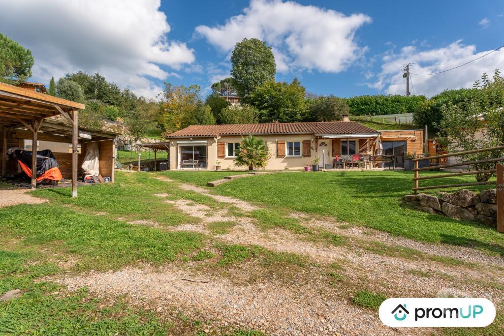 Vente Maison Loire St Victor sur Rhins - 42630 - Photos Vivastreet (V6876) Maison de plain pied de 146 m2 à SAINT-VICTOR-SUR-RHINS