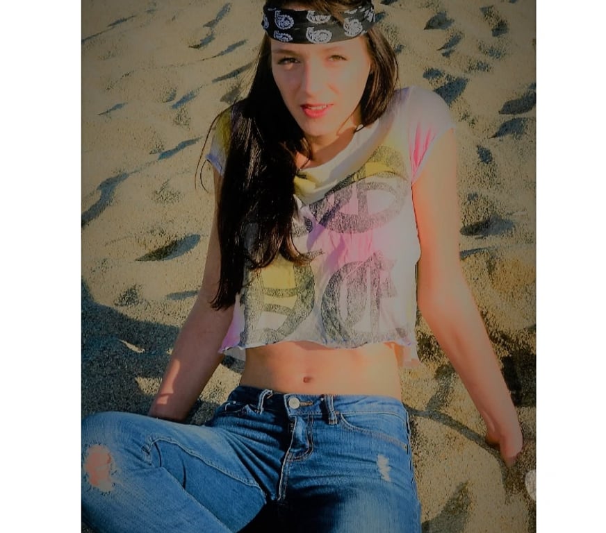 Castings, modèles, photographes Var Toulon - Photos Vivastreet Photographe recherche jeune femme modeles