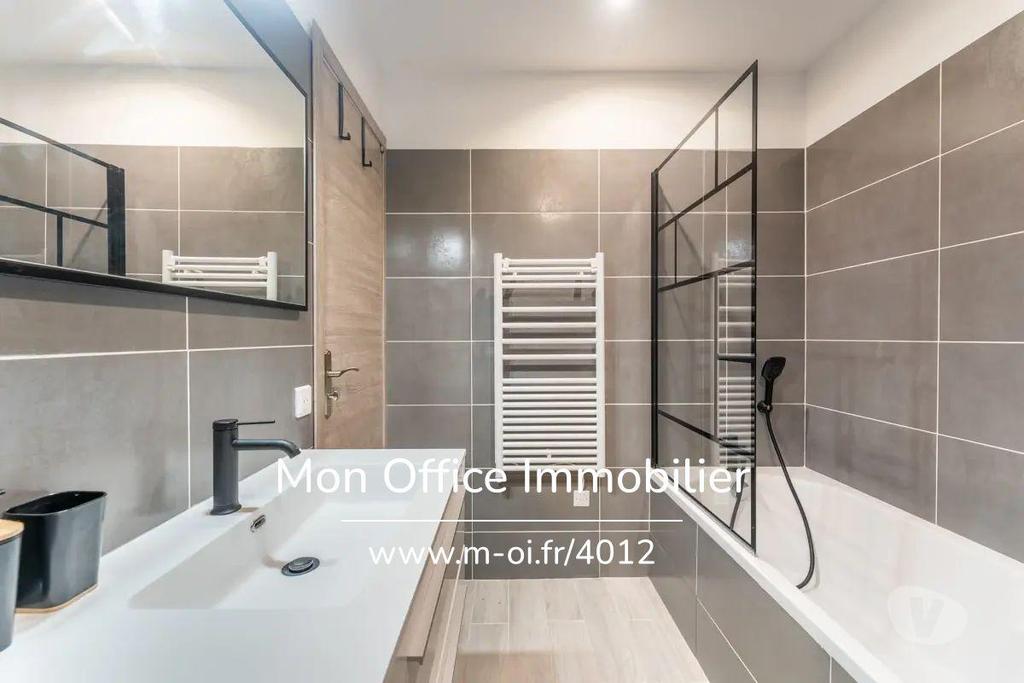 Vente Maison Bouches-du-Rhône Gemenos - 13420 - Photos Vivastreet (4012-GBE) Référence : 4012-GBE - Maison appart. 5 pièces +...