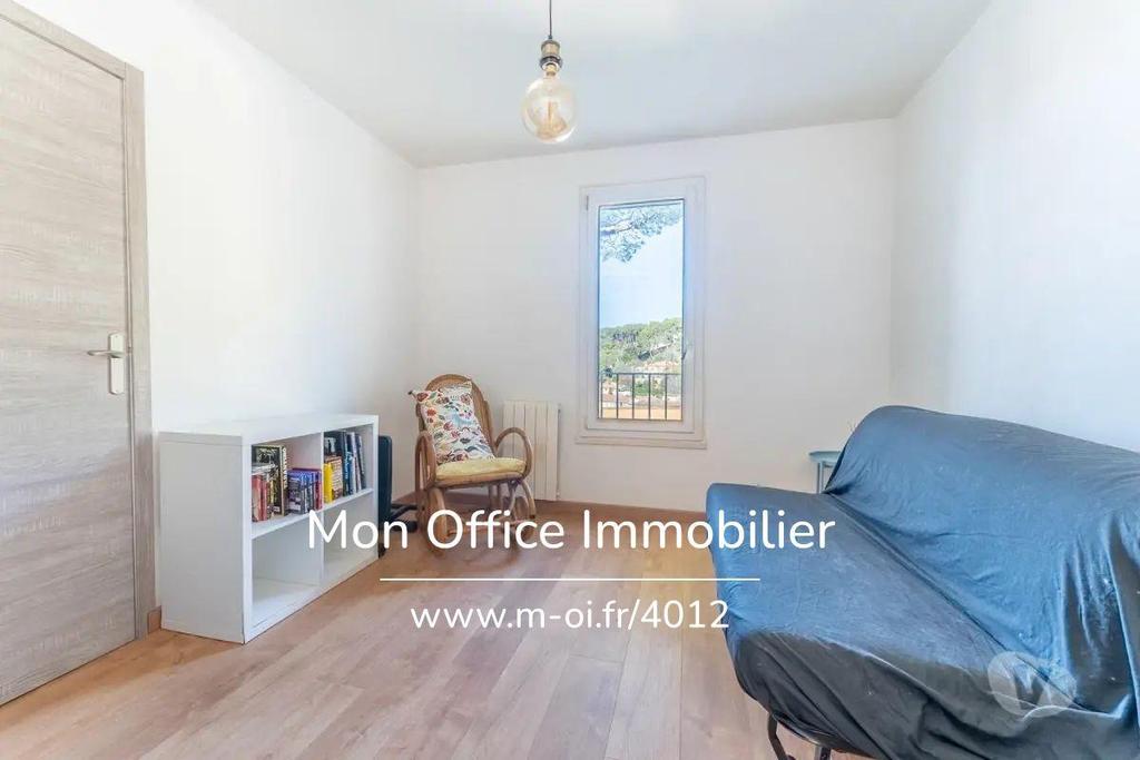 Vente Maison Bouches-du-Rhône Gemenos - 13420 - Photos Vivastreet (4012-GBE) Référence : 4012-GBE - Maison appart. 5 pièces +...