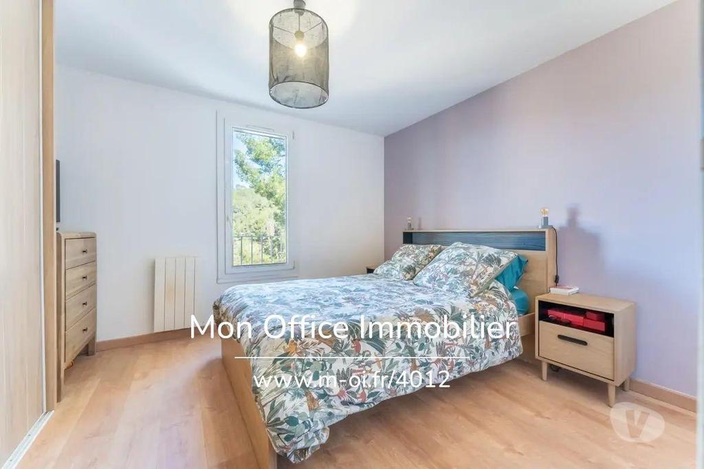 Vente Maison Bouches-du-Rhône Gemenos - 13420 - Photos Vivastreet (4012-GBE) Référence : 4012-GBE - Maison appart. 5 pièces +...
