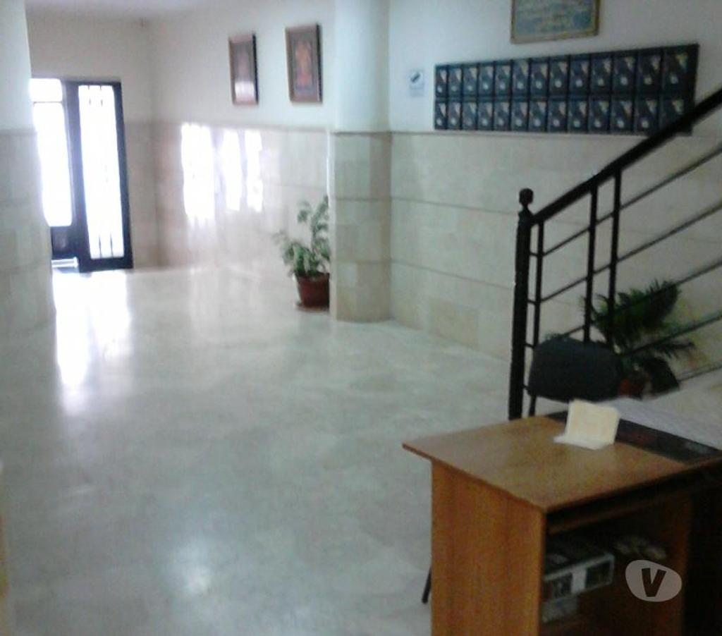 Appartements à vendre Algérie - Photos Vivastreet VENDS F4 ORAN - 90 000 € NEGOCIABLE - ACCEPTE ECHANGE