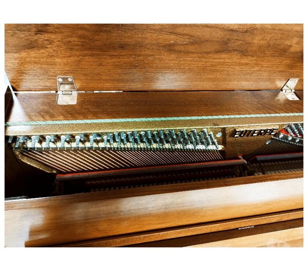 Instruments de musique Hérault Montpellier - Photos Vivastreet Piano droit Euterpe de 1982