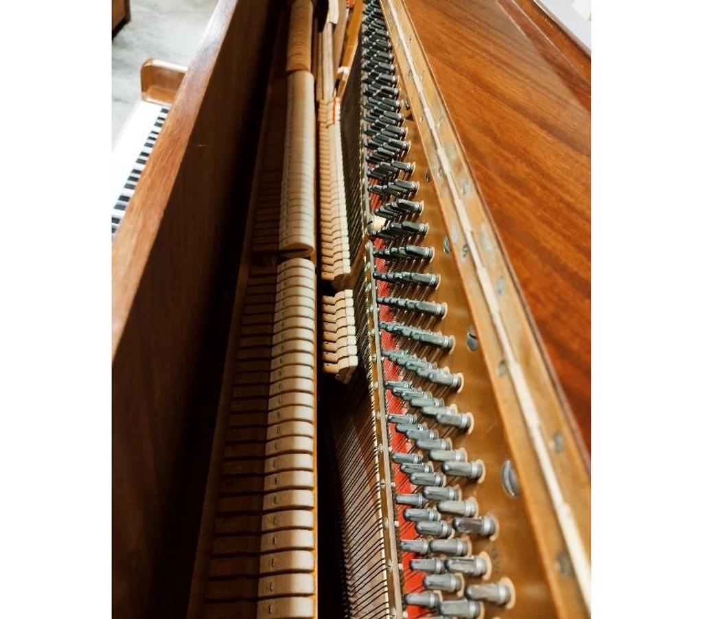Instruments de musique Hérault Montpellier - Photos Vivastreet Piano droit Pleyel avec système silencieux de 1936