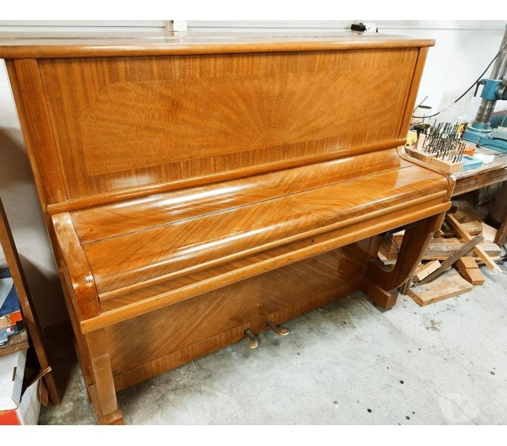 Instruments de musique Hérault Montpellier - Photos Vivastreet Piano droit Pleyel avec système silencieux de 1936