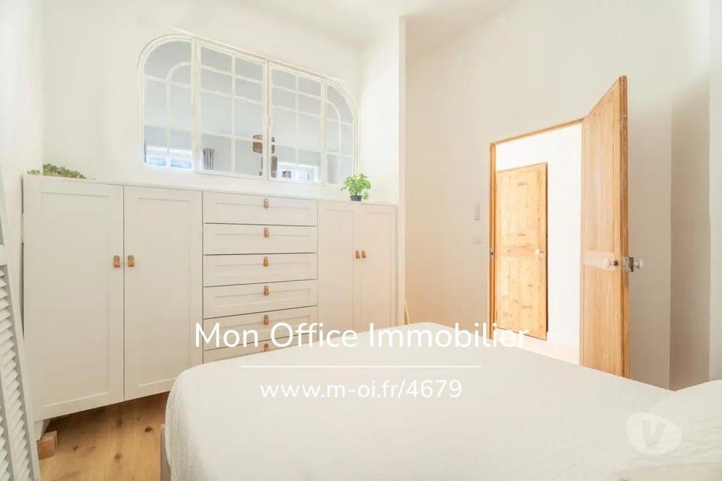 Appartements à vendre Bouches-du-Rhône Marseille - Photos Vivastreet (4681-AFO.) Référence : 4681-AFO. - Appartement 2 pièces dans...