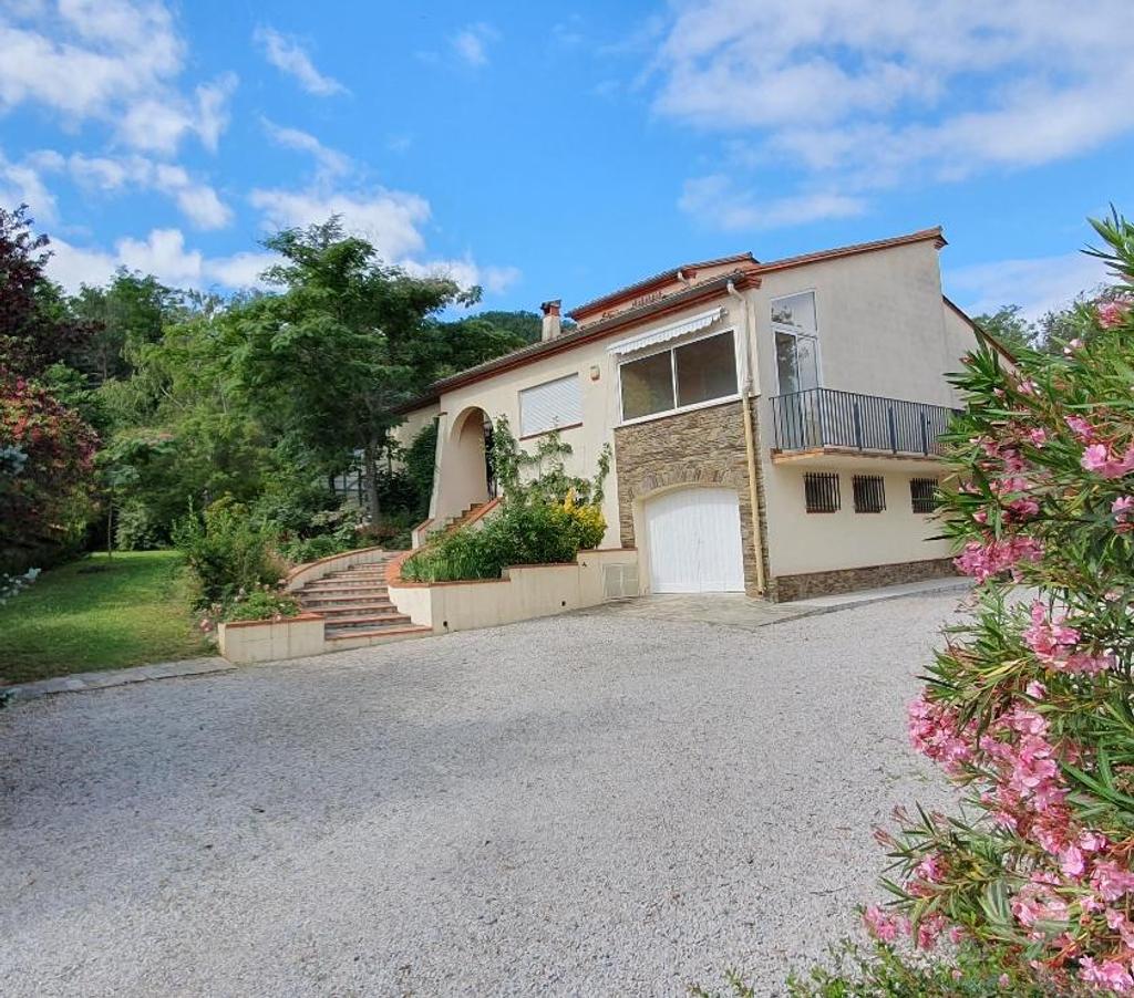 Vente Maison Pyrénées-Orientales Arles sur Tech - 66150 - Photos Vivastreet Belle maison d'architecte de type T6 de 204m² avec parc