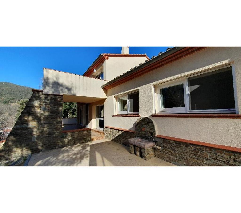 Vente Maison Pyrénées-Orientales Arles sur Tech - 66150 - Photos Vivastreet Belle maison d'architecte de type T6 de 204m² avec parc