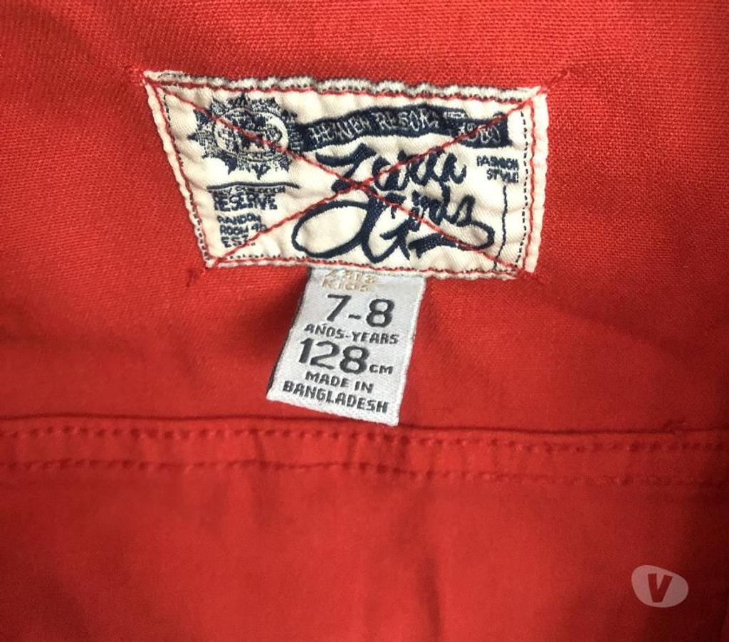 Vêtements occasion Nord Wasquehal - 59290 - Photos Vivastreet Veste en jean pour fille (taille 7 à 8 ans)