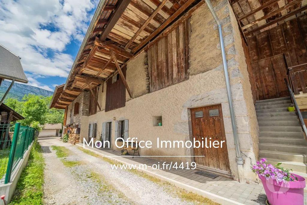 Appartements à vendre Haute-Savoie Doussard - 74210 - Photos Vivastreet (4419-TCA) Référence : 4419-TCA - Appartement 4 pièces -...