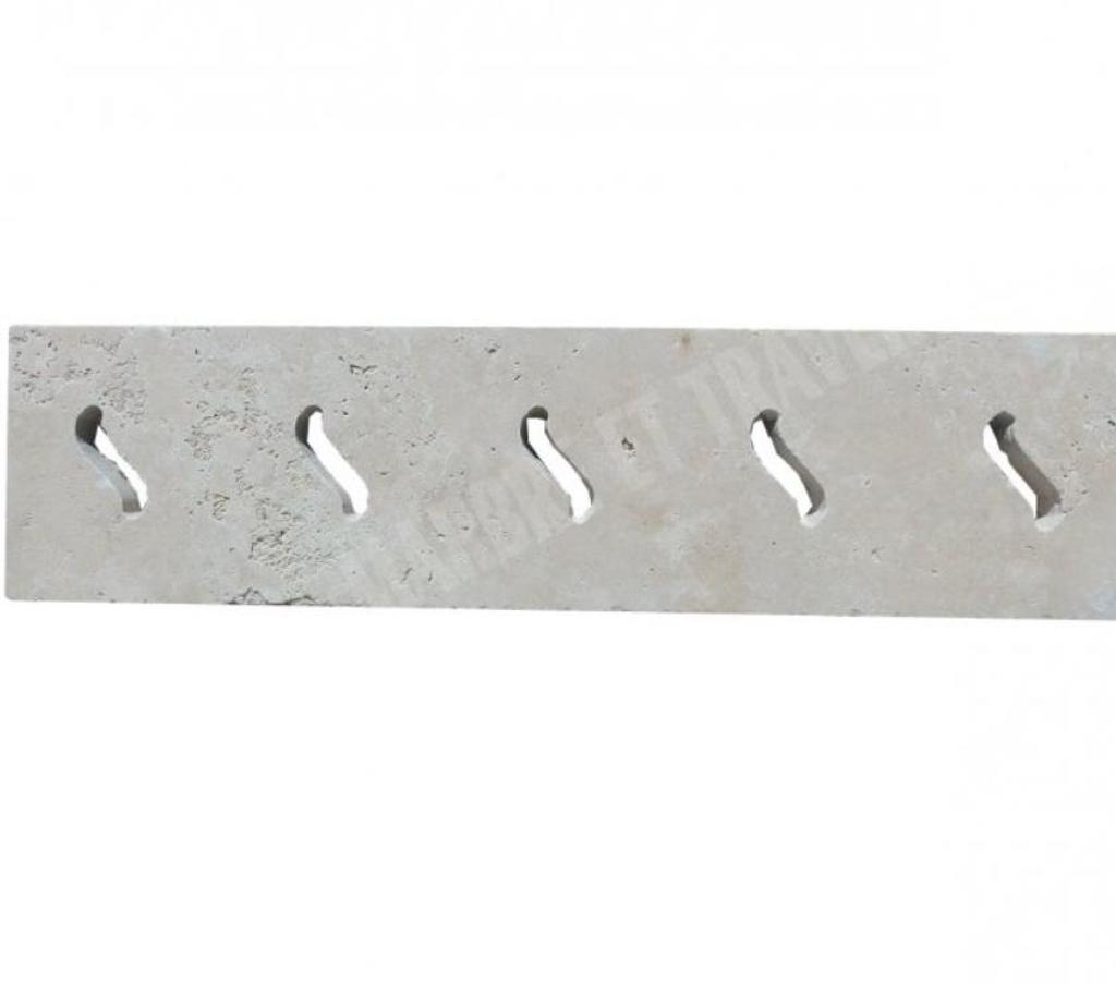  Var Forcalqueiret - 83136 - Photos Vivastreet Travertin Beige Grille Serpent 12,5x50 cm