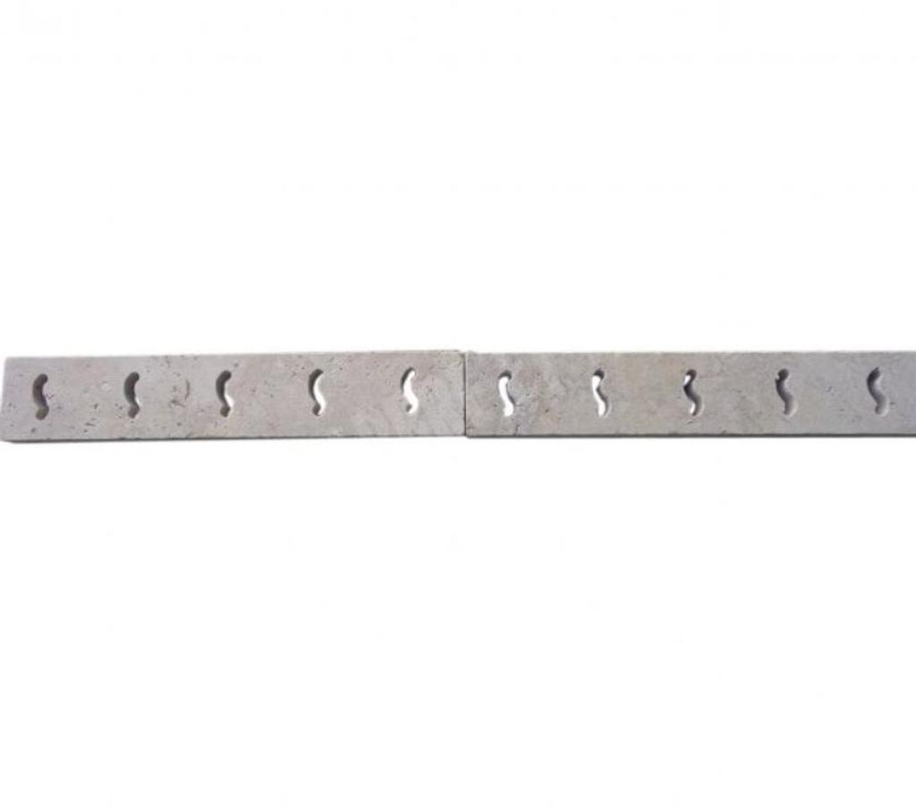  Var Forcalqueiret - 83136 - Photos Vivastreet Travertin Beige Grille Serpent 9x50 cm