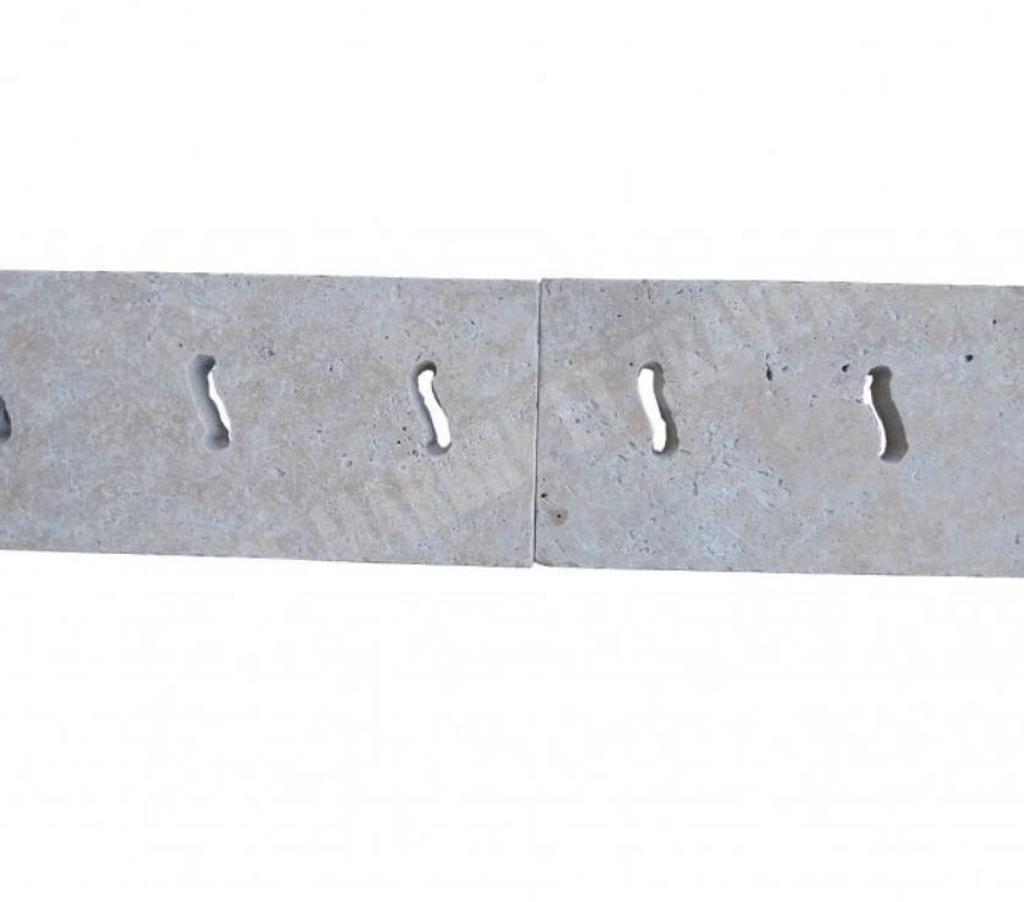  Var Forcalqueiret - 83136 - Photos Vivastreet Travertin Beige Grille Serpent 50x12,5 cm