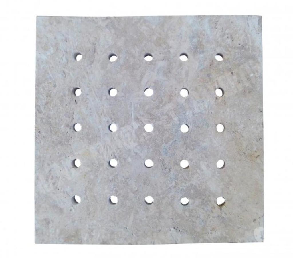  Var Forcalqueiret - 83136 - Photos Vivastreet Travertin Beige Grille Siphon Perforé 38x38 cm