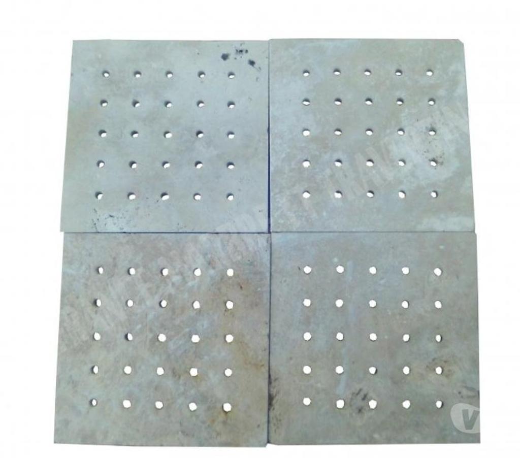  Var Forcalqueiret - 83136 - Photos Vivastreet Travertin Beige Grille Siphon Perforé 38x38 cm