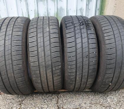 Pièces détachées auto St Etienne St Etienne - Photos Vivastreet 4 pneus ou 4 roues été 205 55 16 91H Renault envoi