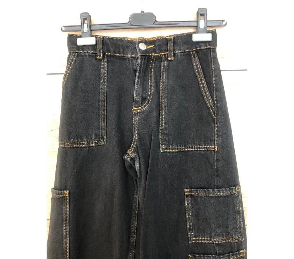 Vêtements occasion Nord Wasquehal - 59290 - Photos Vivastreet Pantalon Bershka (taille 32)