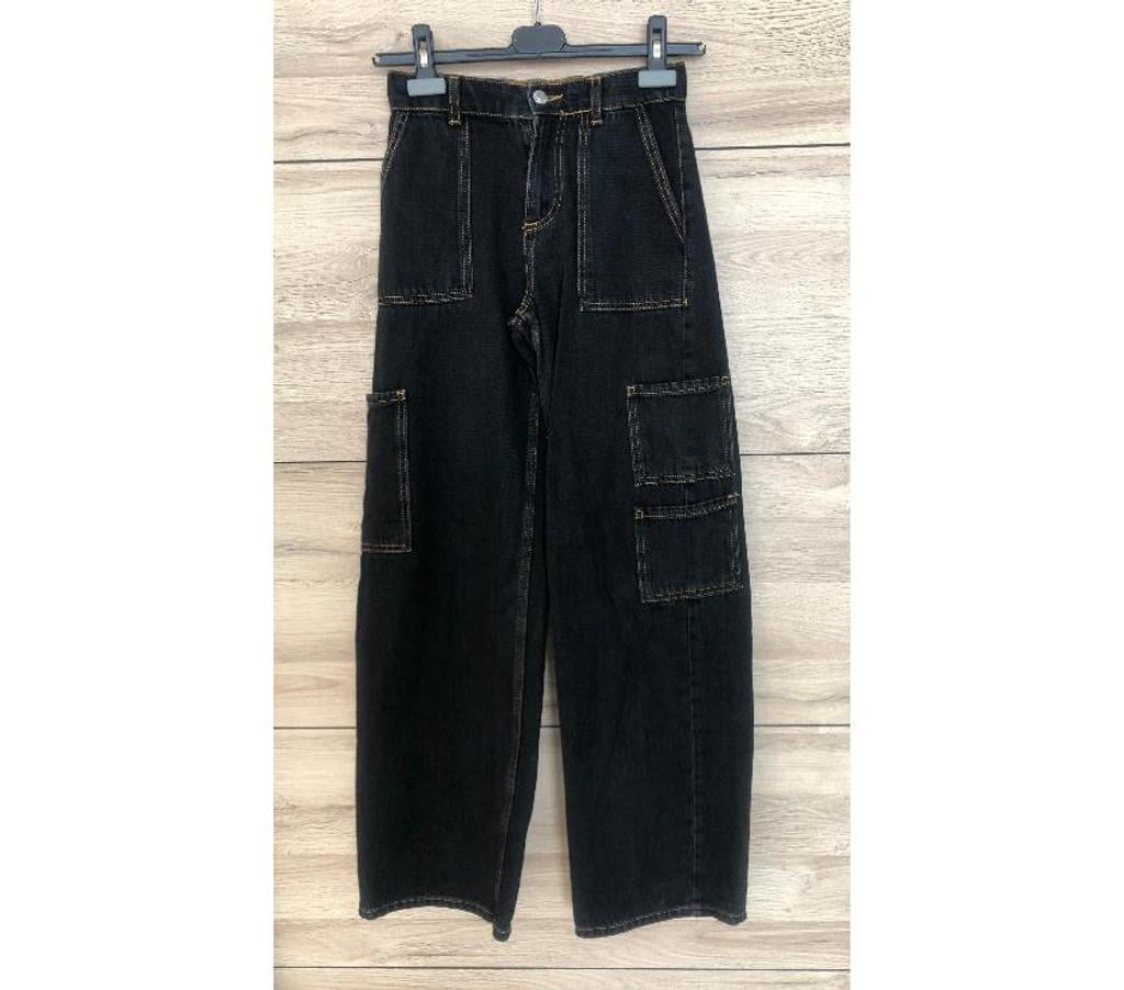 Vêtements occasion Nord Wasquehal - 59290 - Photos Vivastreet Pantalon Bershka (taille 32)