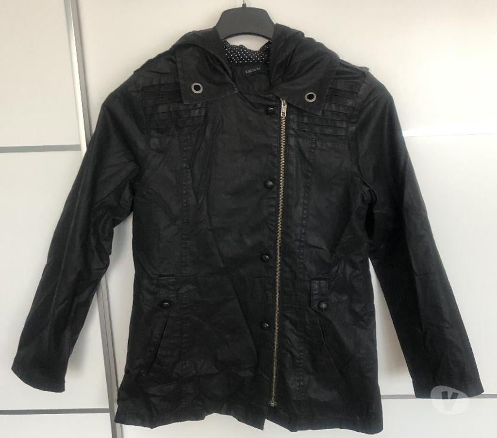 Vêtements occasion Nord Wasquehal - 59290 - Photos Vivastreet Manteau IKKS pour fille (taille XS)
