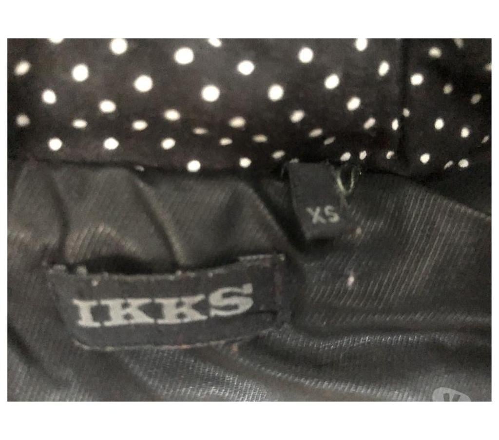 Vêtements occasion Nord Wasquehal - 59290 - Photos Vivastreet Manteau IKKS pour fille (taille XS)