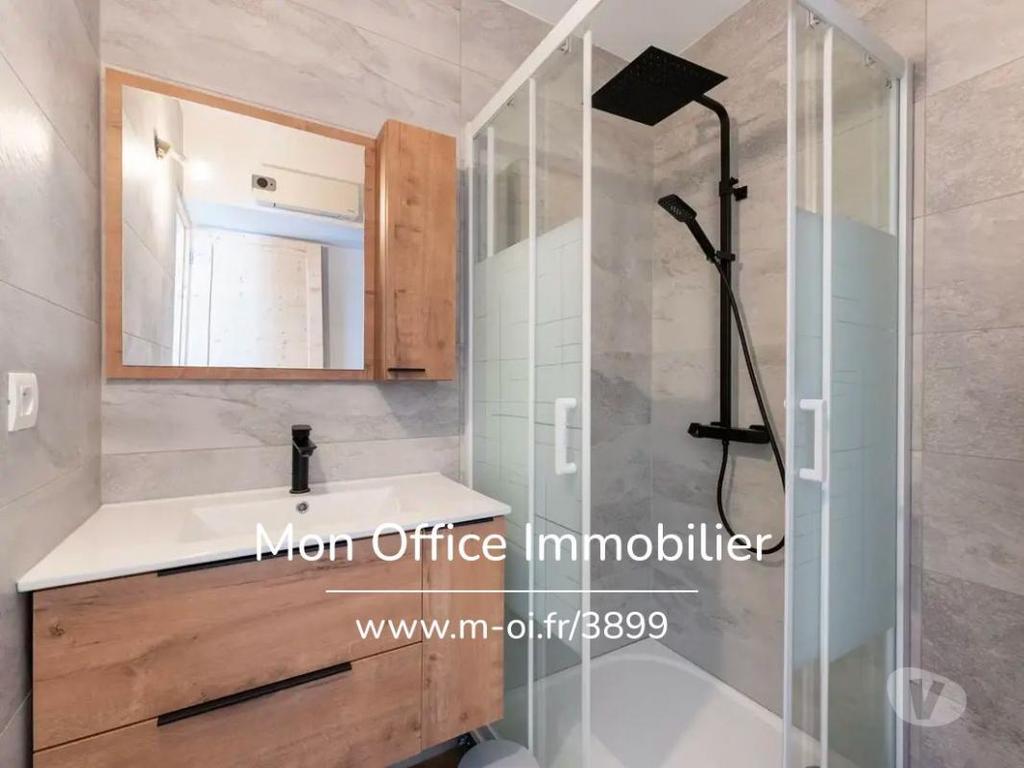 Vente Maison Hautes-Alpes Le Monetier les Bains - 05220 - Photos Vivastreet (3899-BAU.) Référence : 3899-BAU. - Chalet divisé en 2...