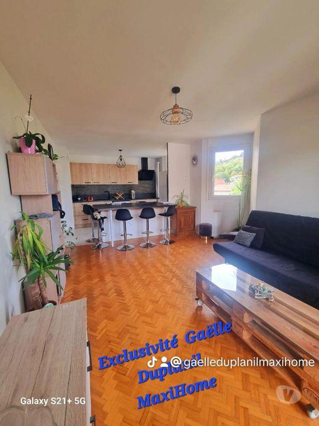 Appartements à vendre Haute-Loire Vals pres le Puy - 43750 - Photos Vivastreet Charmant appartement T2 de 47 m² à Vals-près-le-Puy